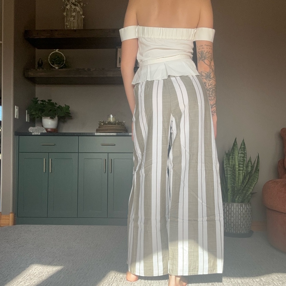 Express High Rise Pant & Top Set - Picture 2 of 6